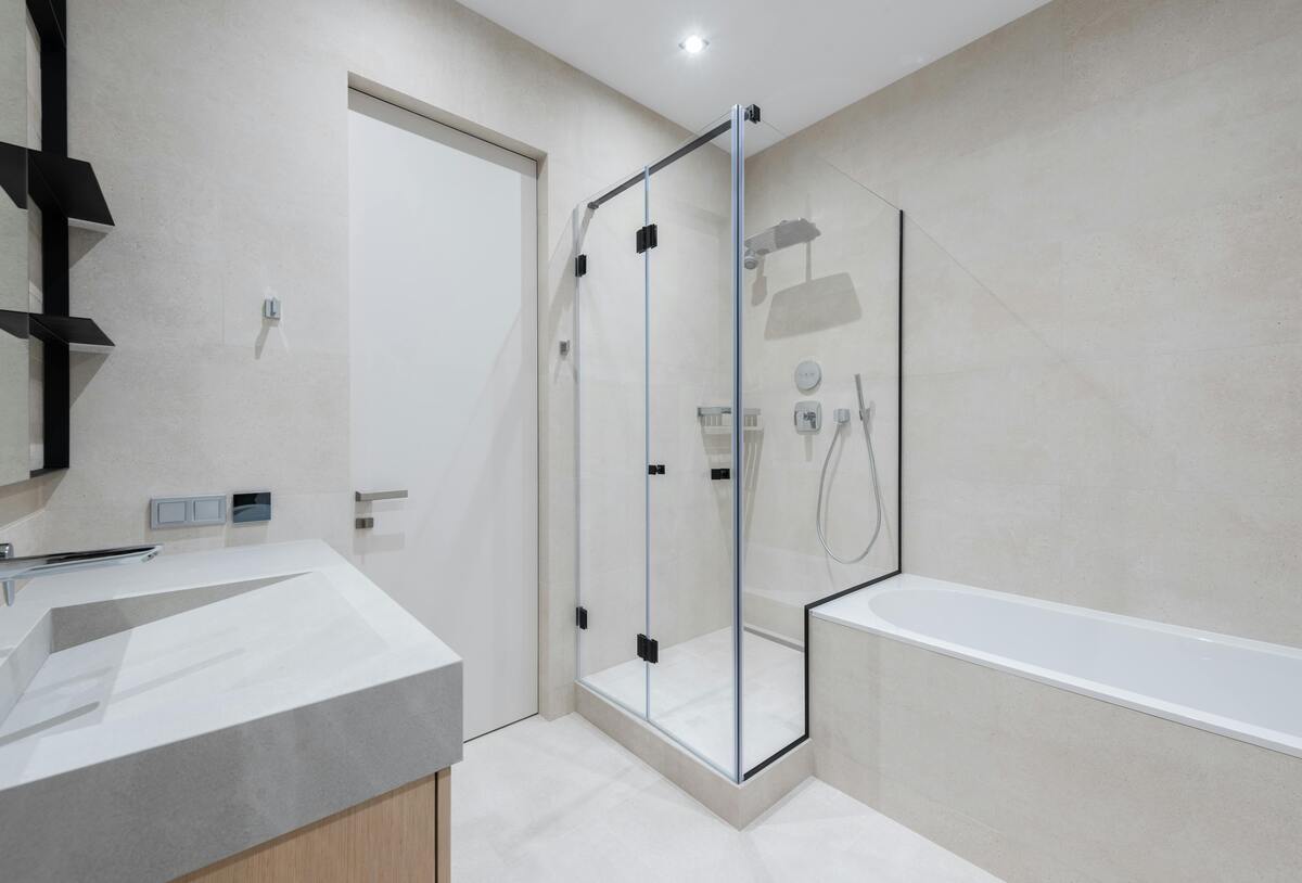 Bath Or Shower? Choosing The Right Option For Your Bathroom