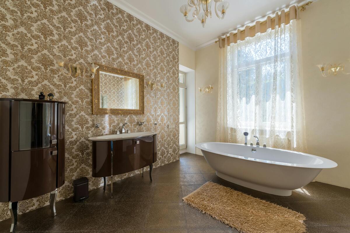 Victorian Bathroom Ideas: Designing A Modern Victorian-Style Bathroom